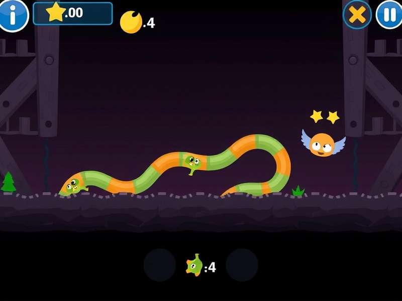 Snake Io multiplayer battle arena showing colorful snakes competing
